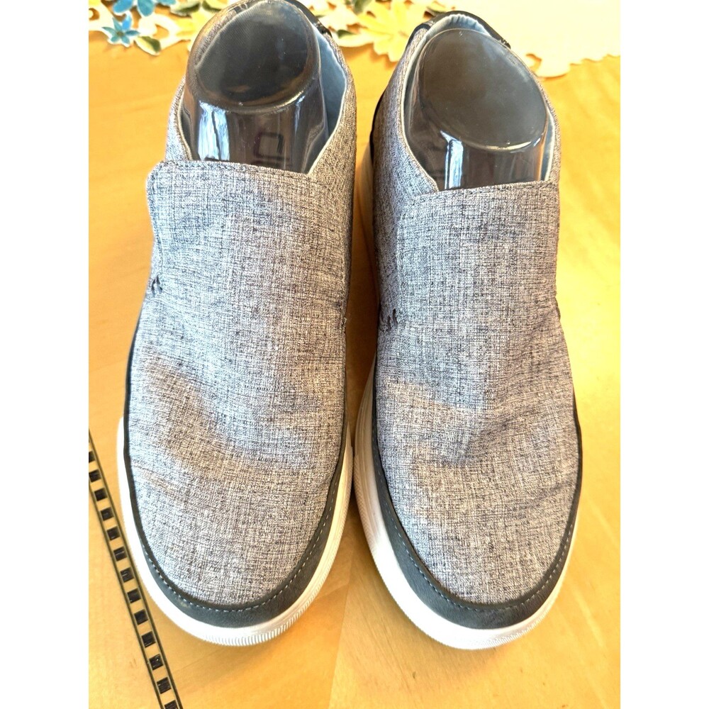 Hey Dude Gray slip on canvas Casual shoes Sz 8 Mens - Picture 2 of 9